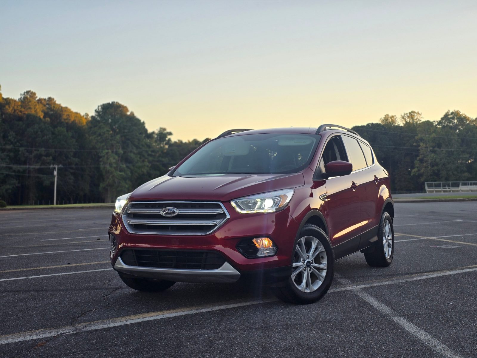 2019 Ford Escape SEL, photo 1 of 1